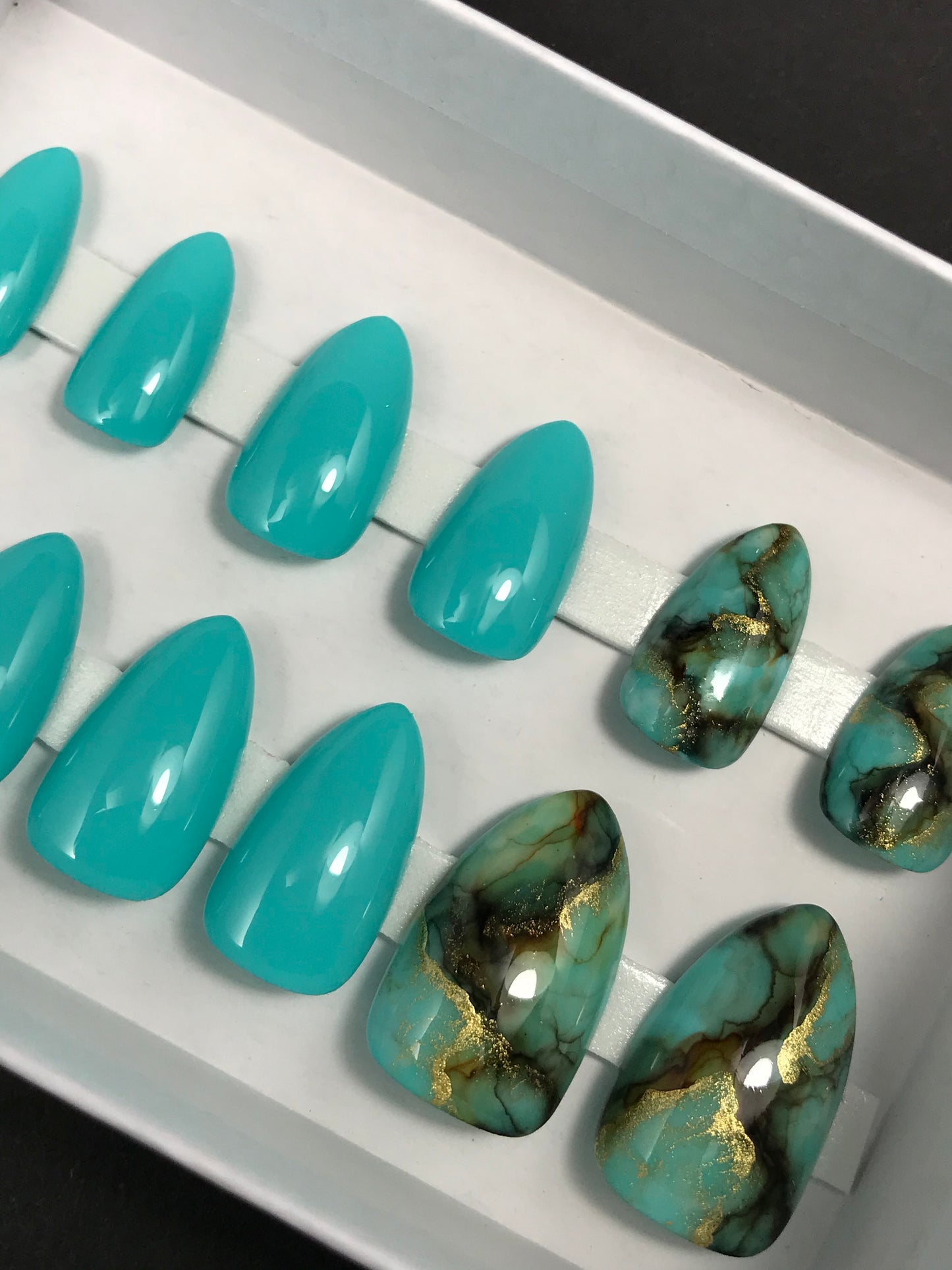 Turquoise Marble Stone Accent Nails