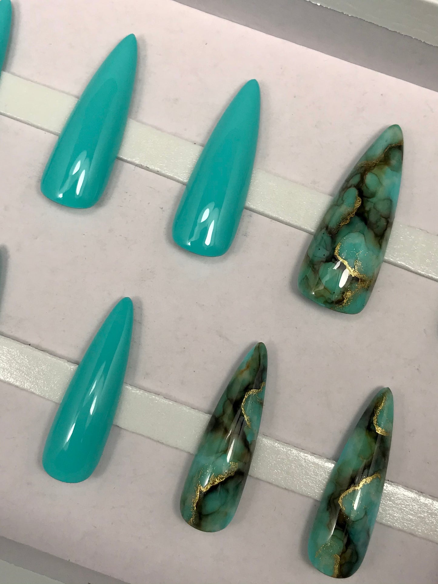 Turquoise Marble Stone Accent Nails