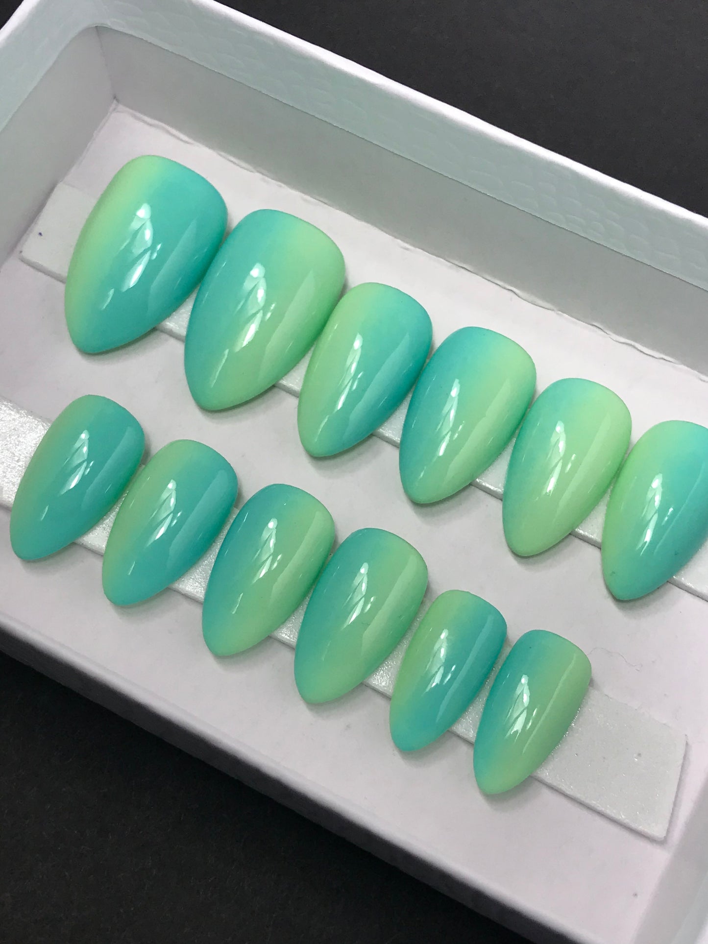 pastel neon blue to green vertical ombre press on nails