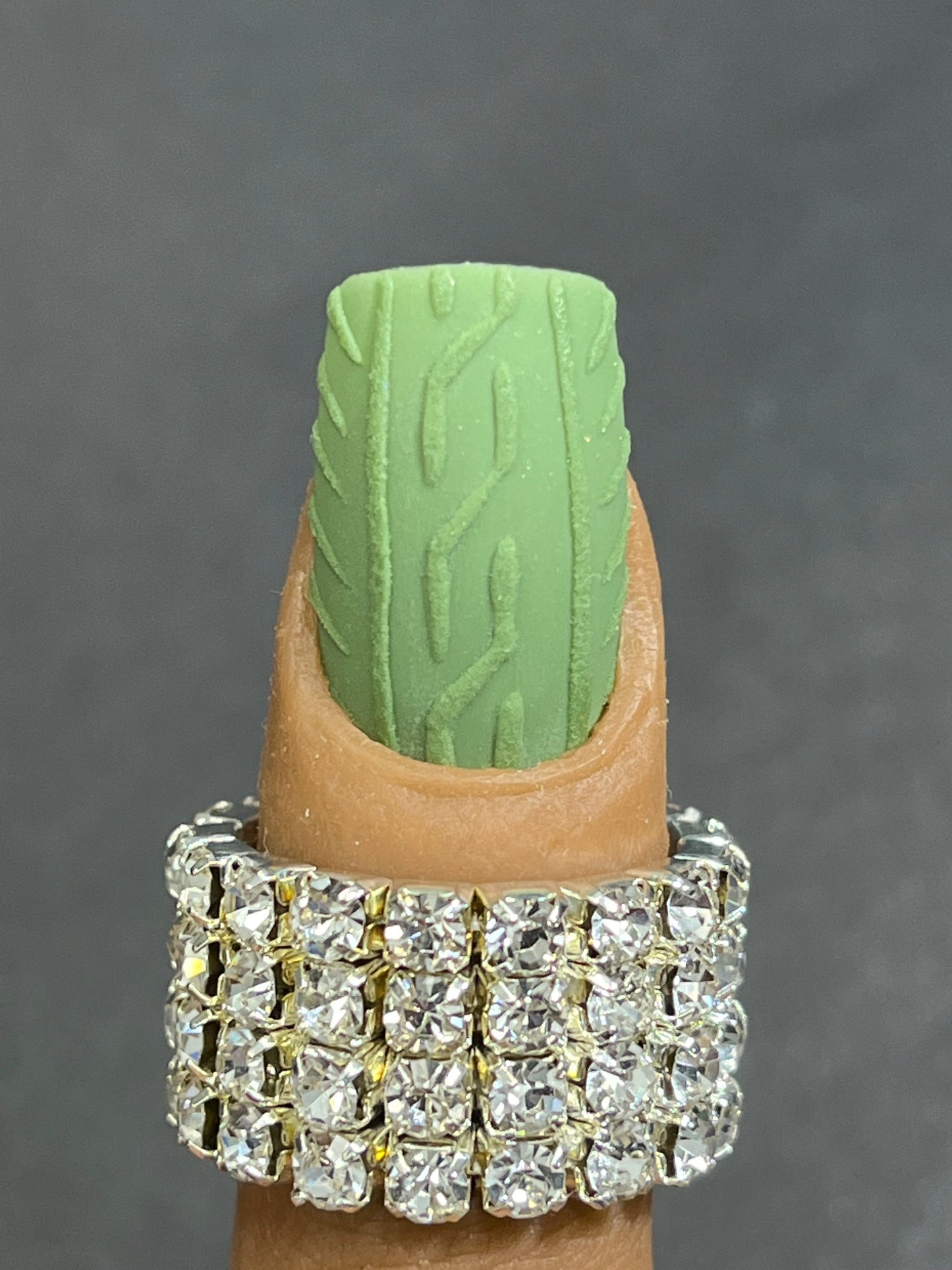 matte green sweater nail art press on nails